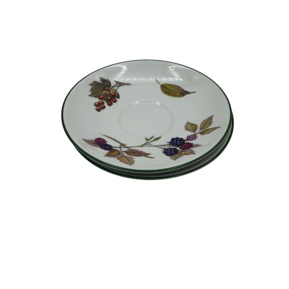 Royal Worcester Evesham Vale Saucer Set Of 2 Fine Porcelain England - Picture 2 of 4